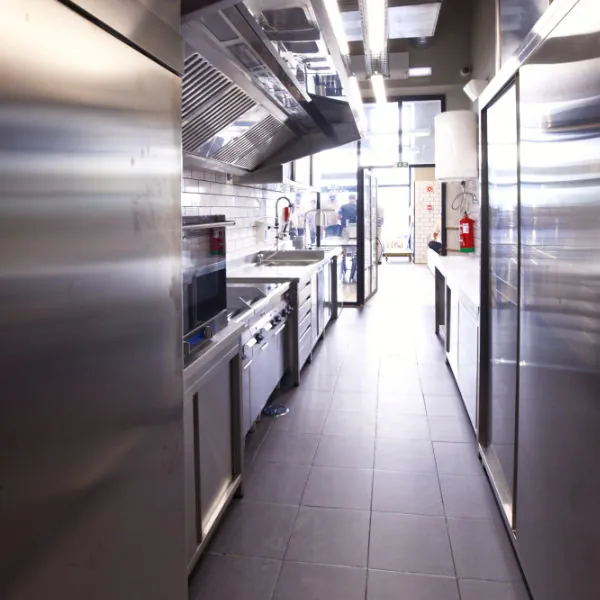 alugar dark kitchen em lisboa